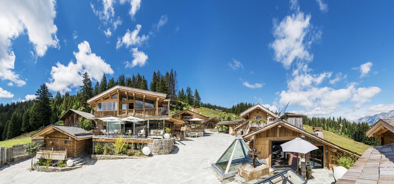 Marc Veyrat - La Maison Des Bois Hotell Manigod Eksteriør bilde